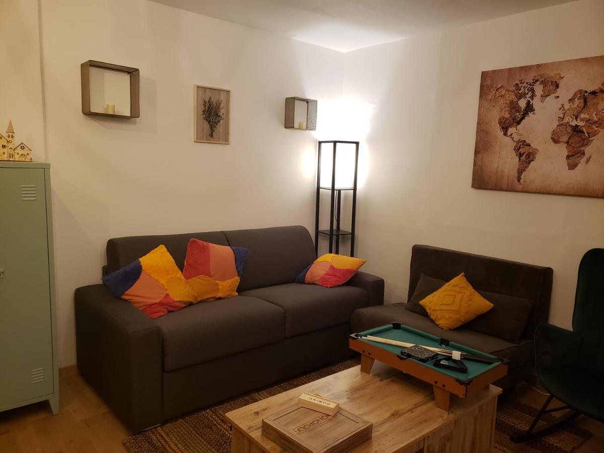 Maison Du Bonheur 2 A Entier Avec Parking Apartment *